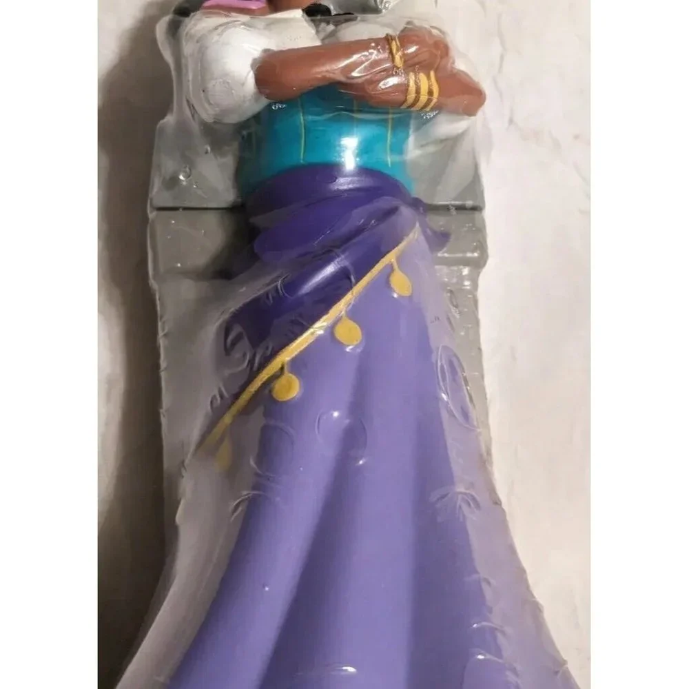 NOS Disney Esmeralda Bubble Bath Hunchback Of Notre Dame Figure KidCare The Goat